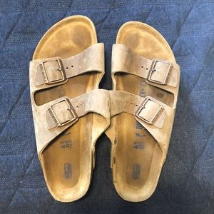 BRAND NEW Oiled Leather Birkenstocks!